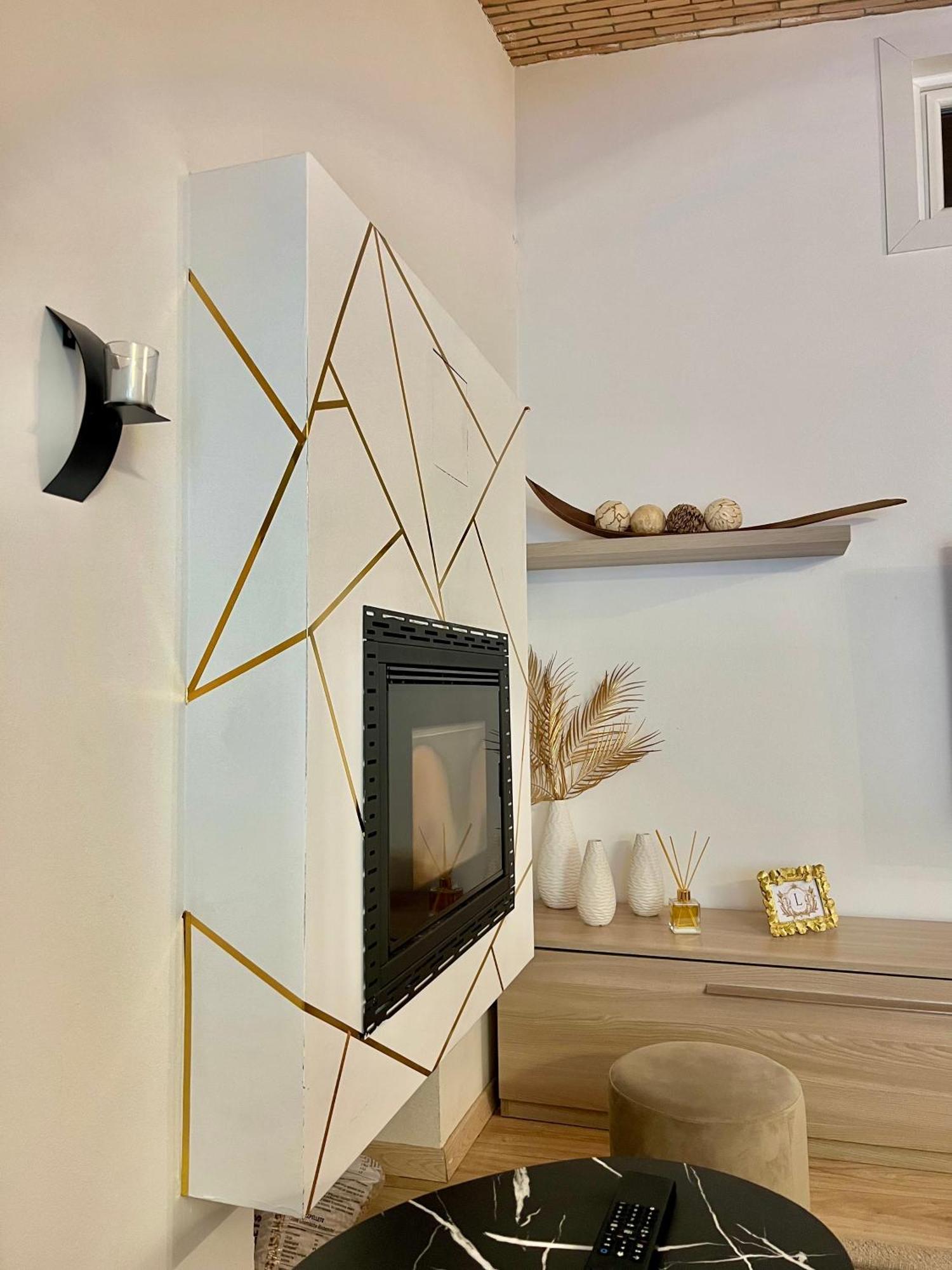 L'Arco Sul Lago • Gold Apartment Castro  المظهر الخارجي الصورة